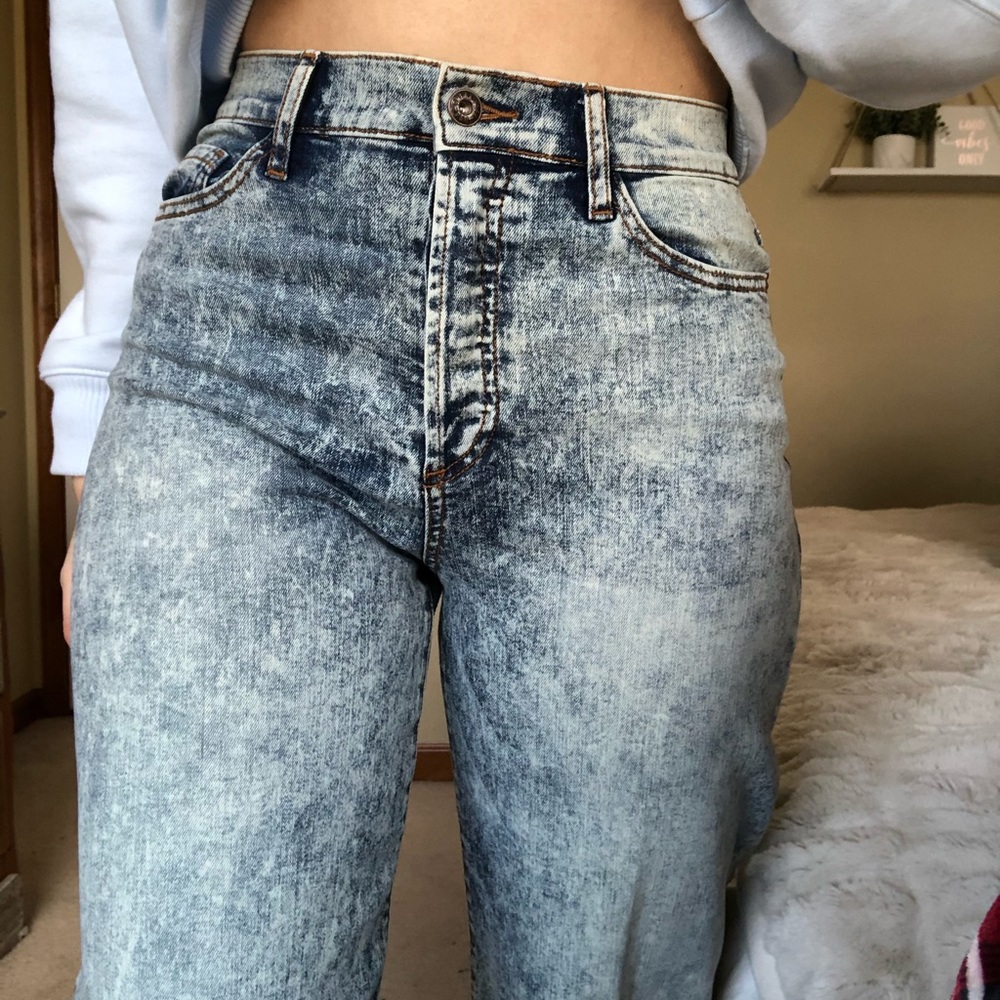 NWOT Wide Leg Acid Wash Jeans